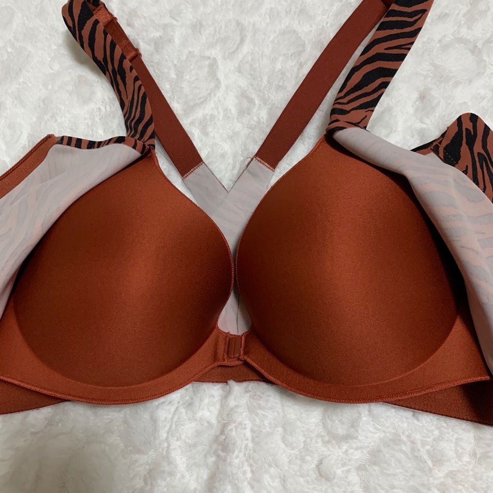 Bra - Picture 2 of 3